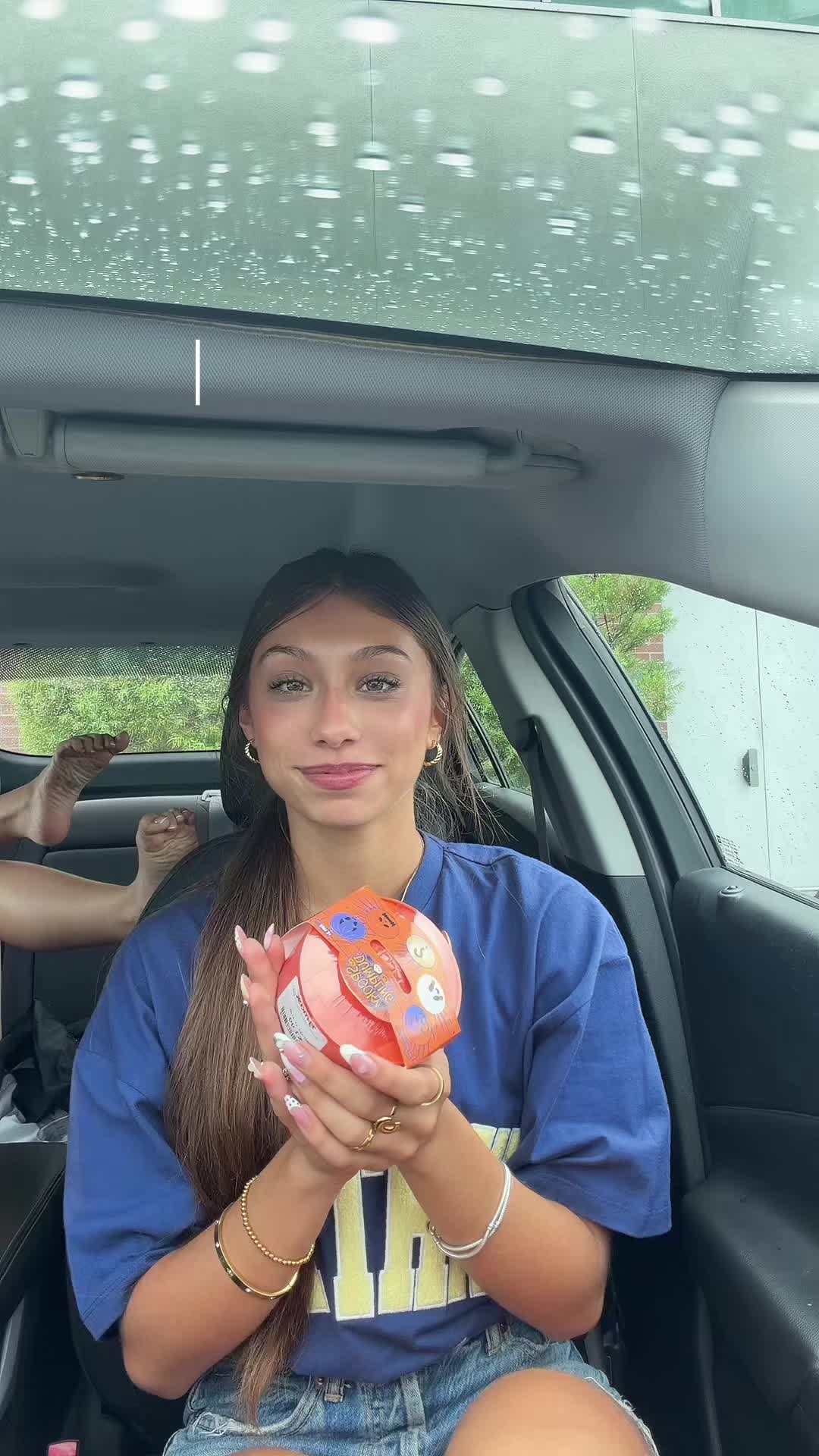 @camila