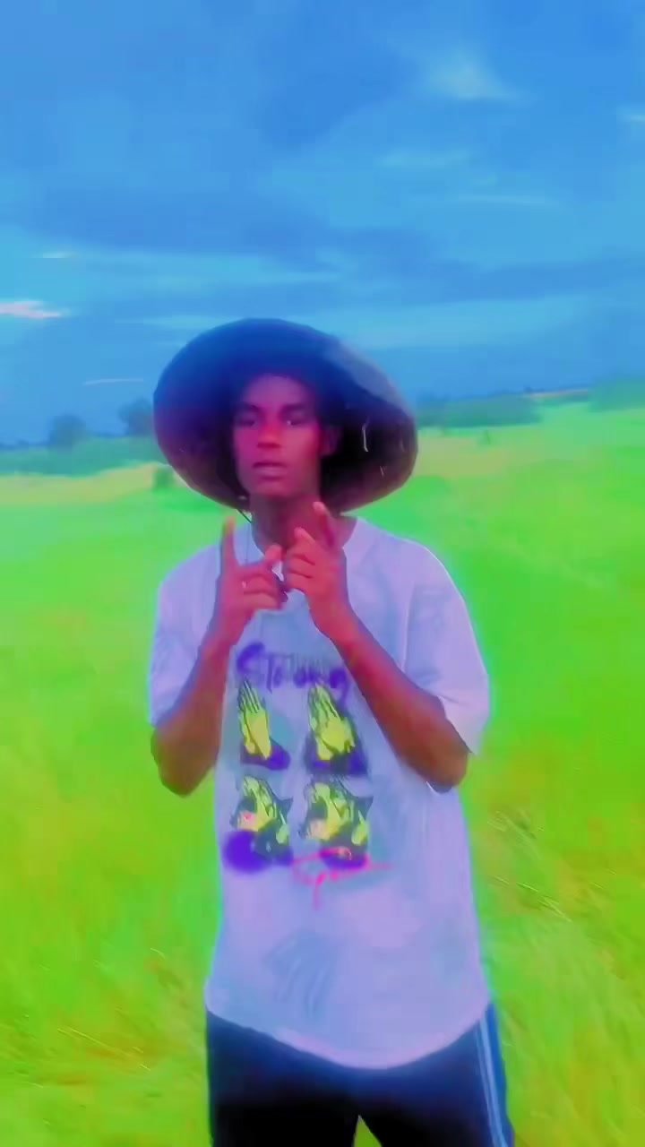 @ouz โ โ๐ฒ๐ท ๐ฌ๐ญ