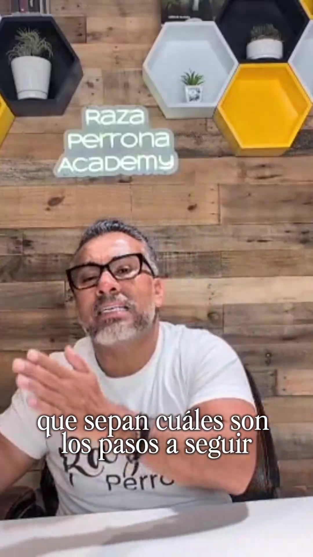 @Raza Perrona