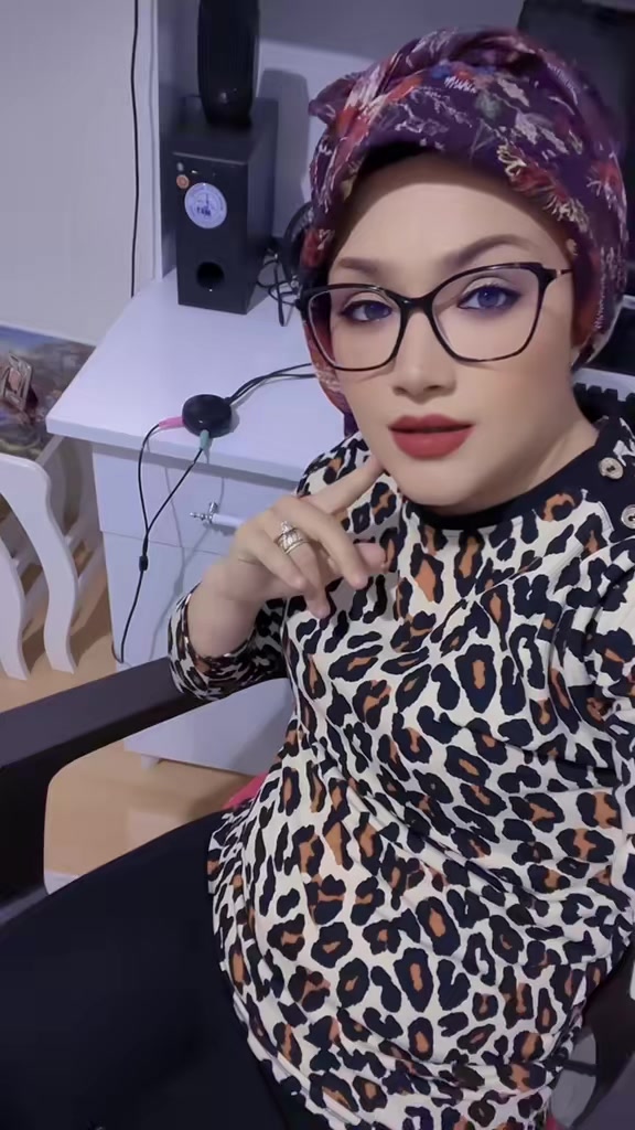 @busraergul