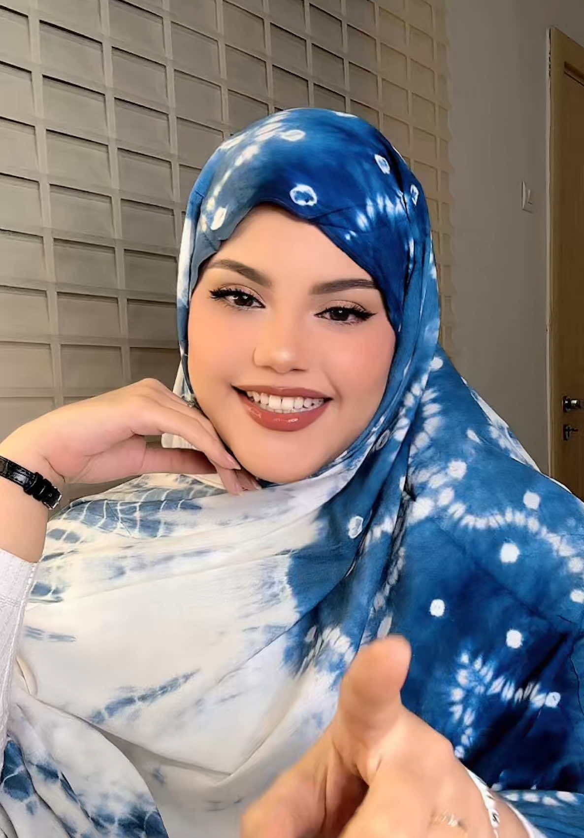 @حنين حمدي
