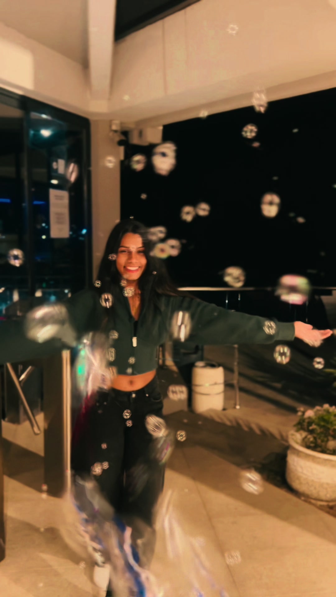@Tharu ✨ 🇹🇩