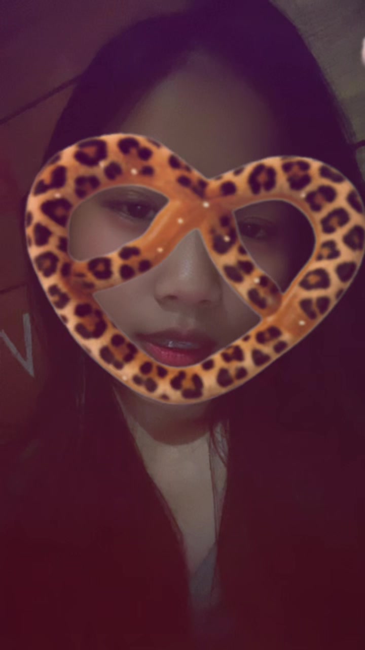 @Randompeoplee