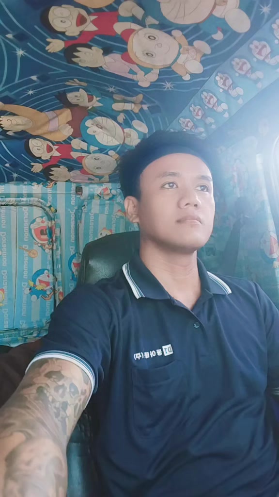 @raja 👑tanpa ratu🥀