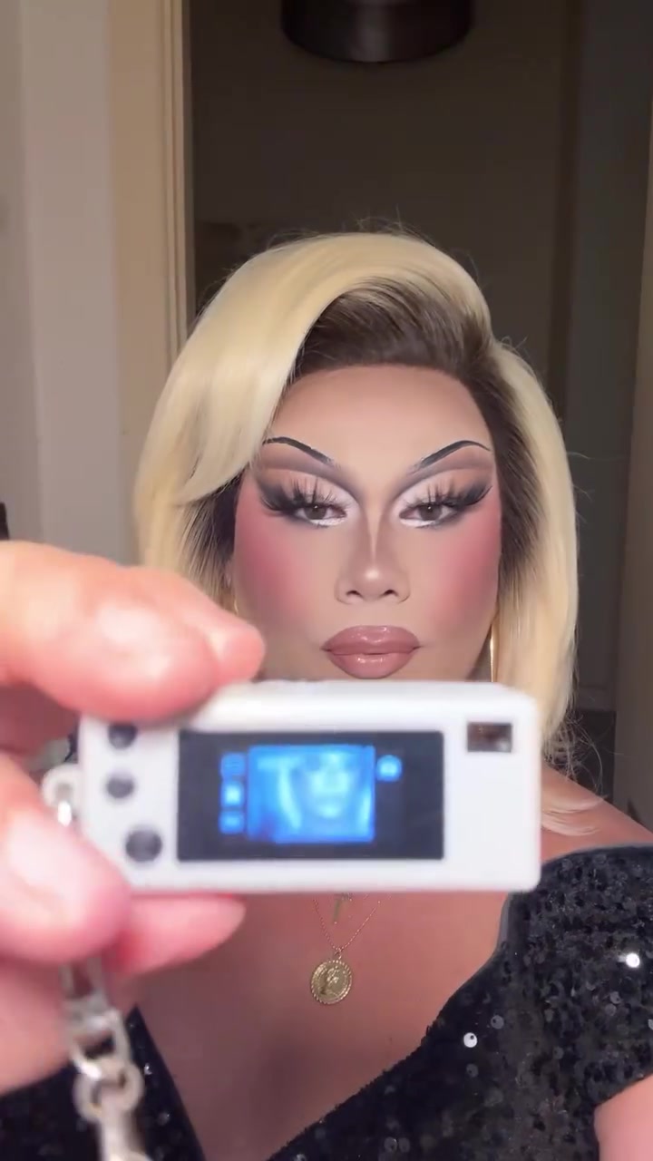 @Vybe