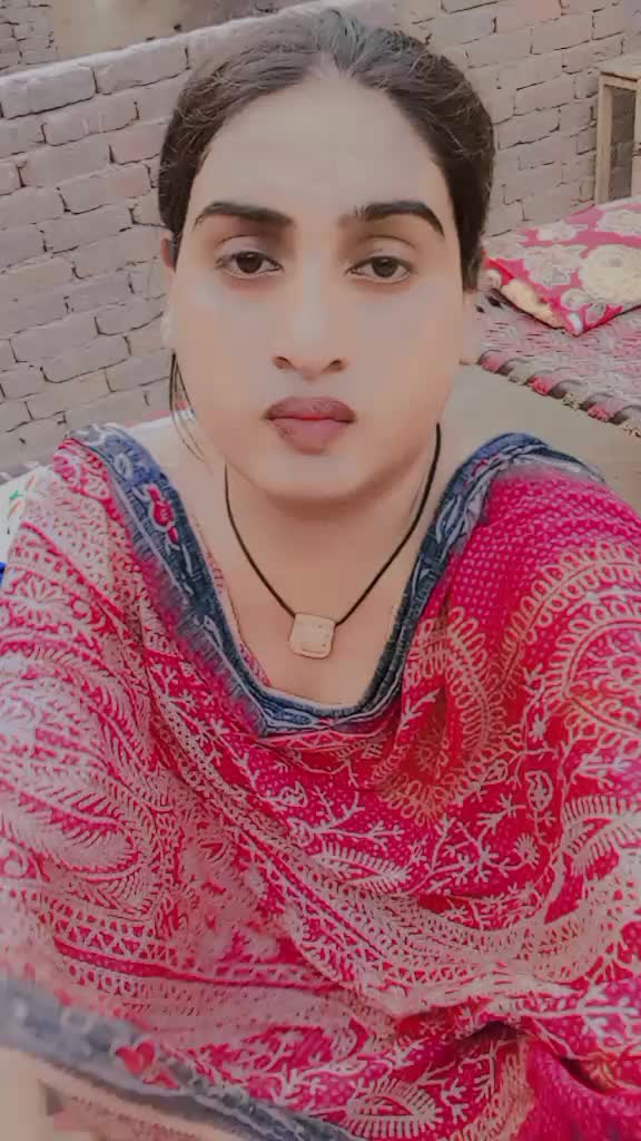 @Gurri madam   🤫🤫🤫