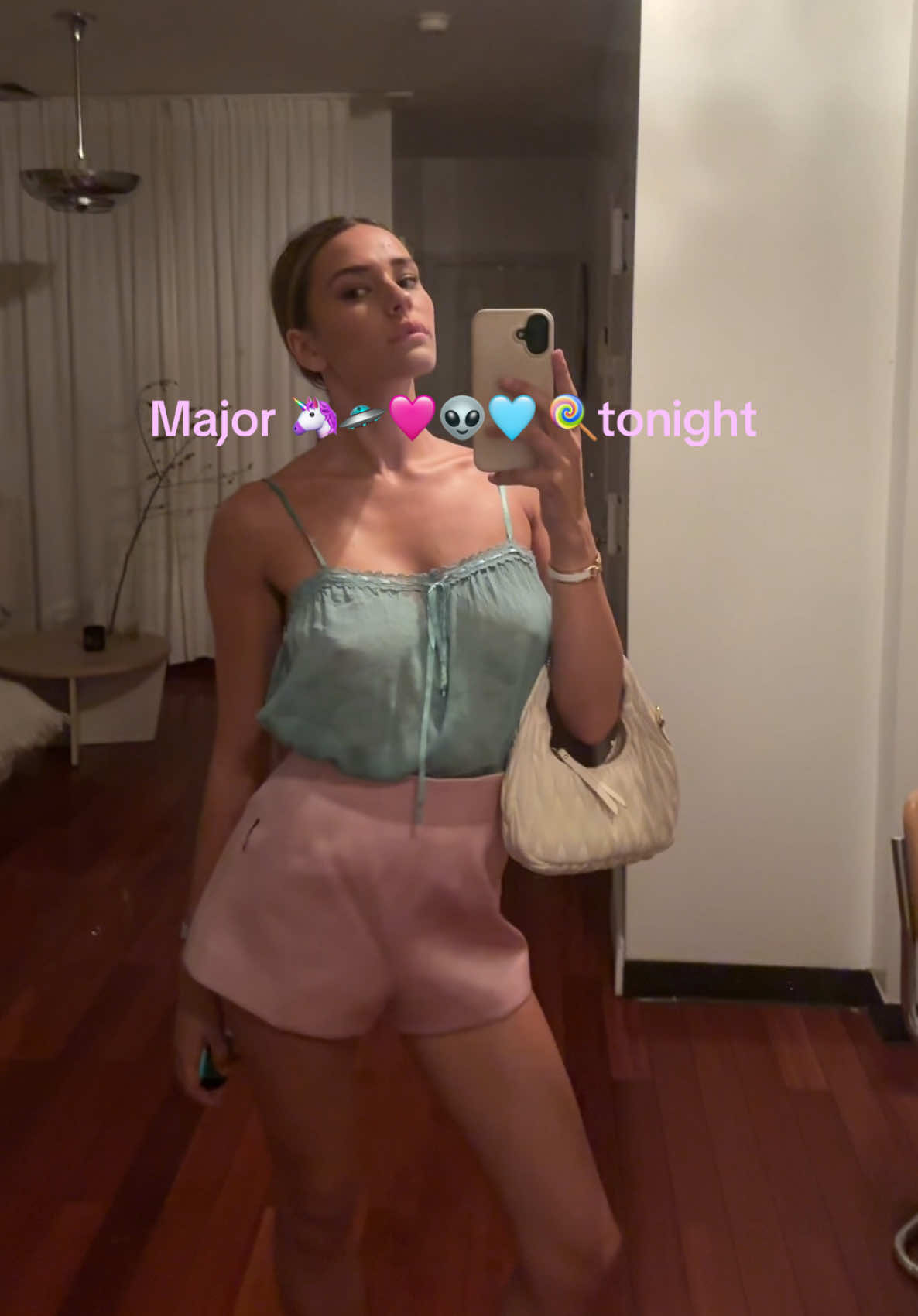 @olivia