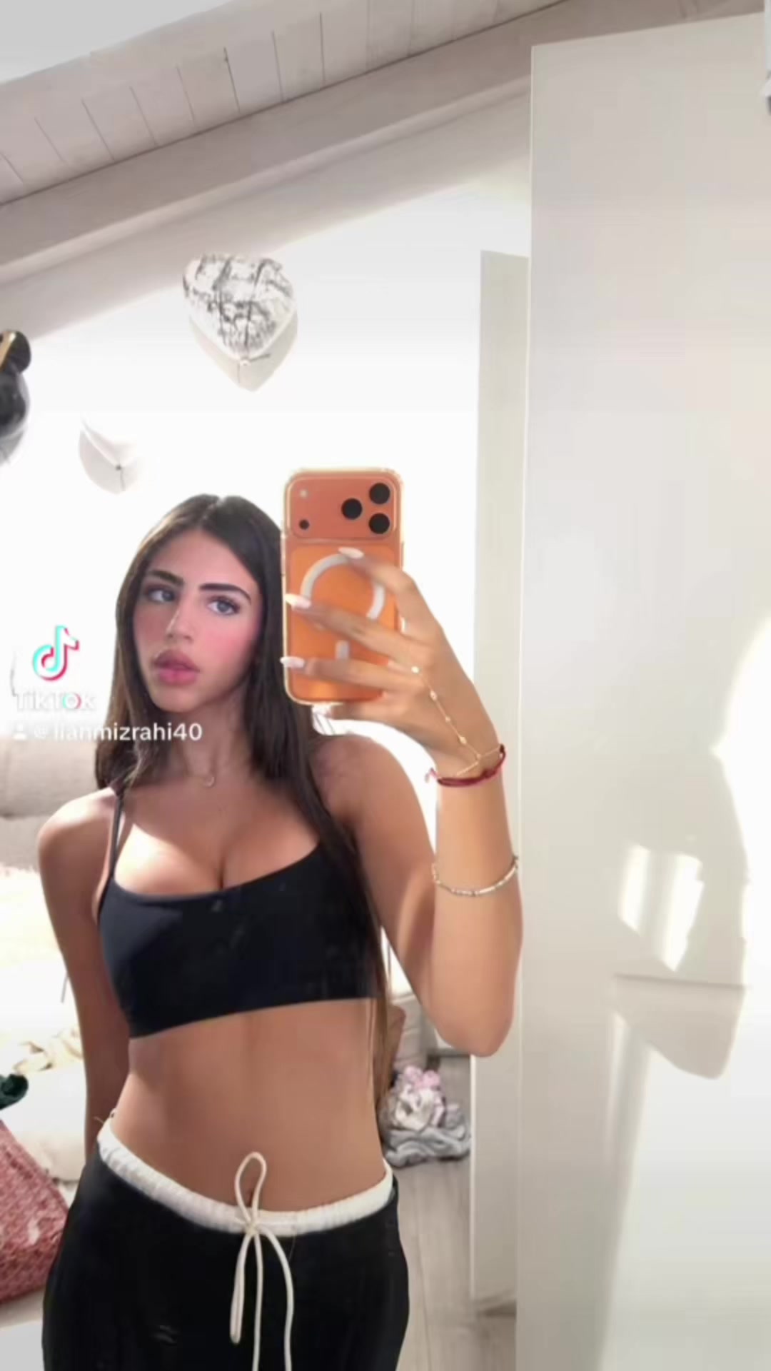 @lianmizrahi40