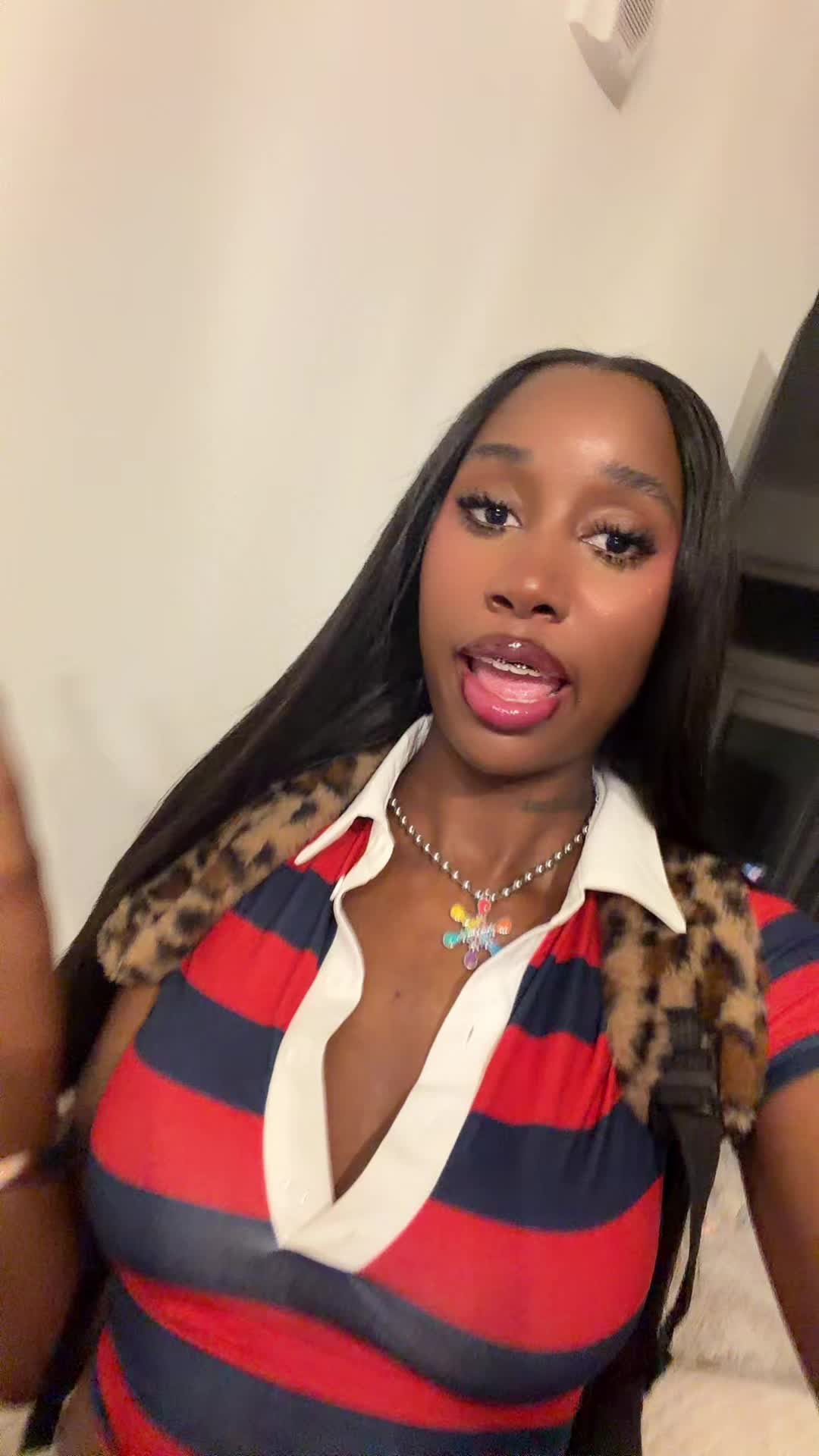 @Azsocute 💋
