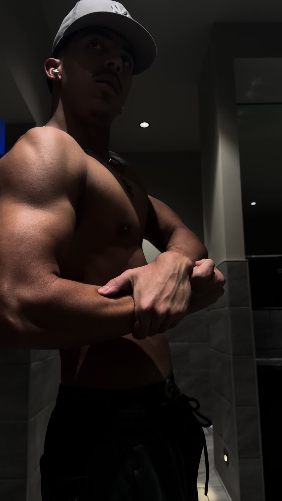 @ylajaylifts