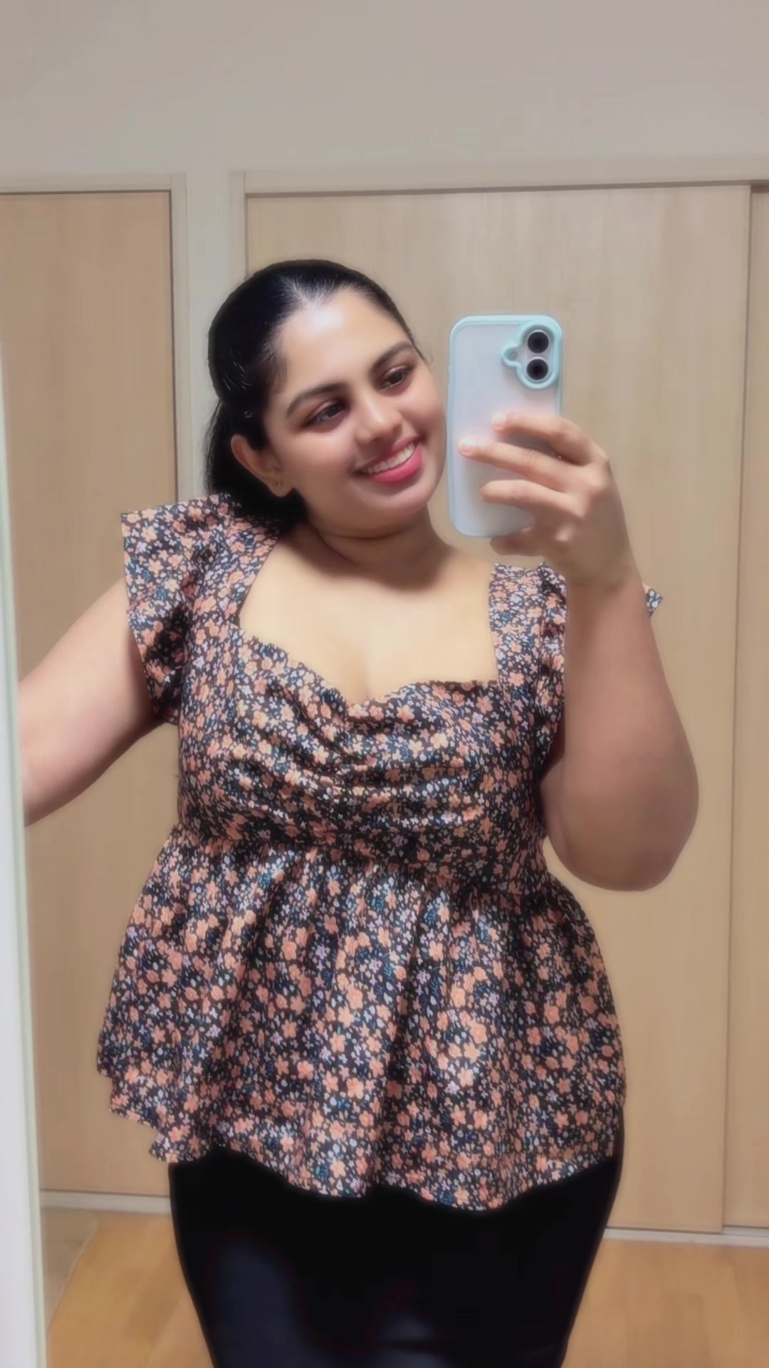 @Divya ᥫ᭡✨