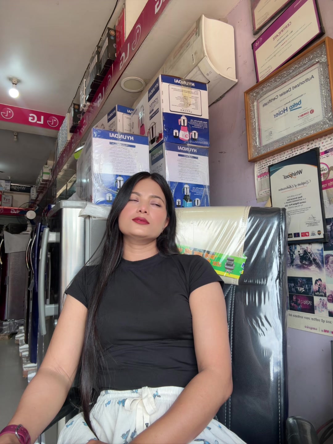 @Saju🦋
