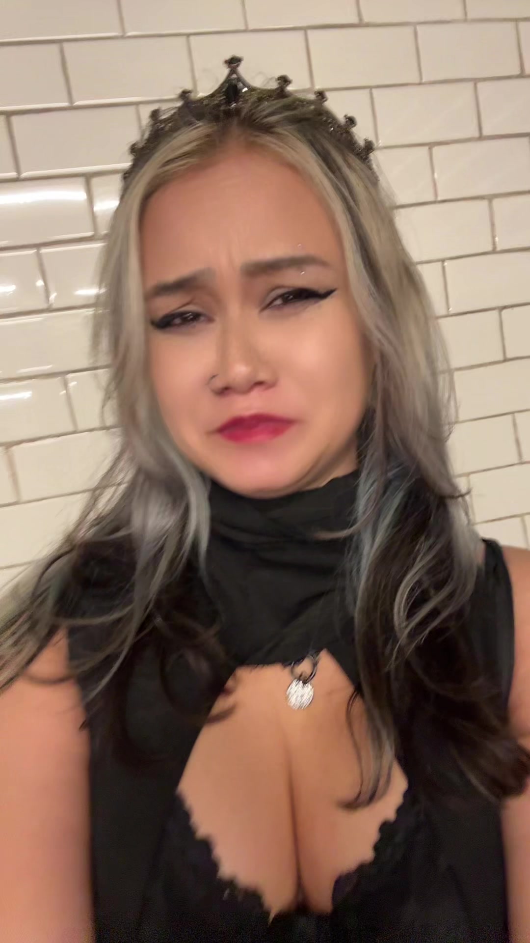 @BassKittenTV 😈