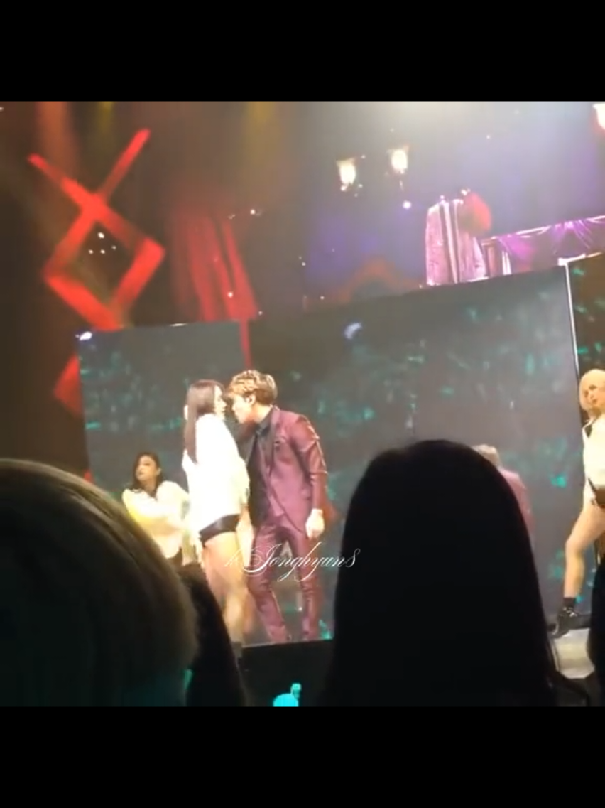 @SHINee ♥️Jonghyun