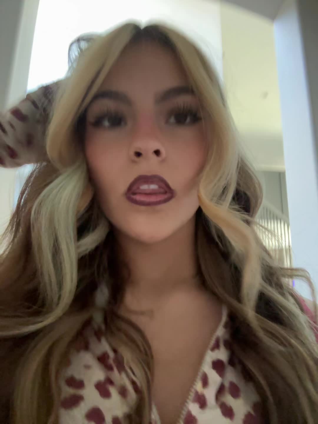 @claraa