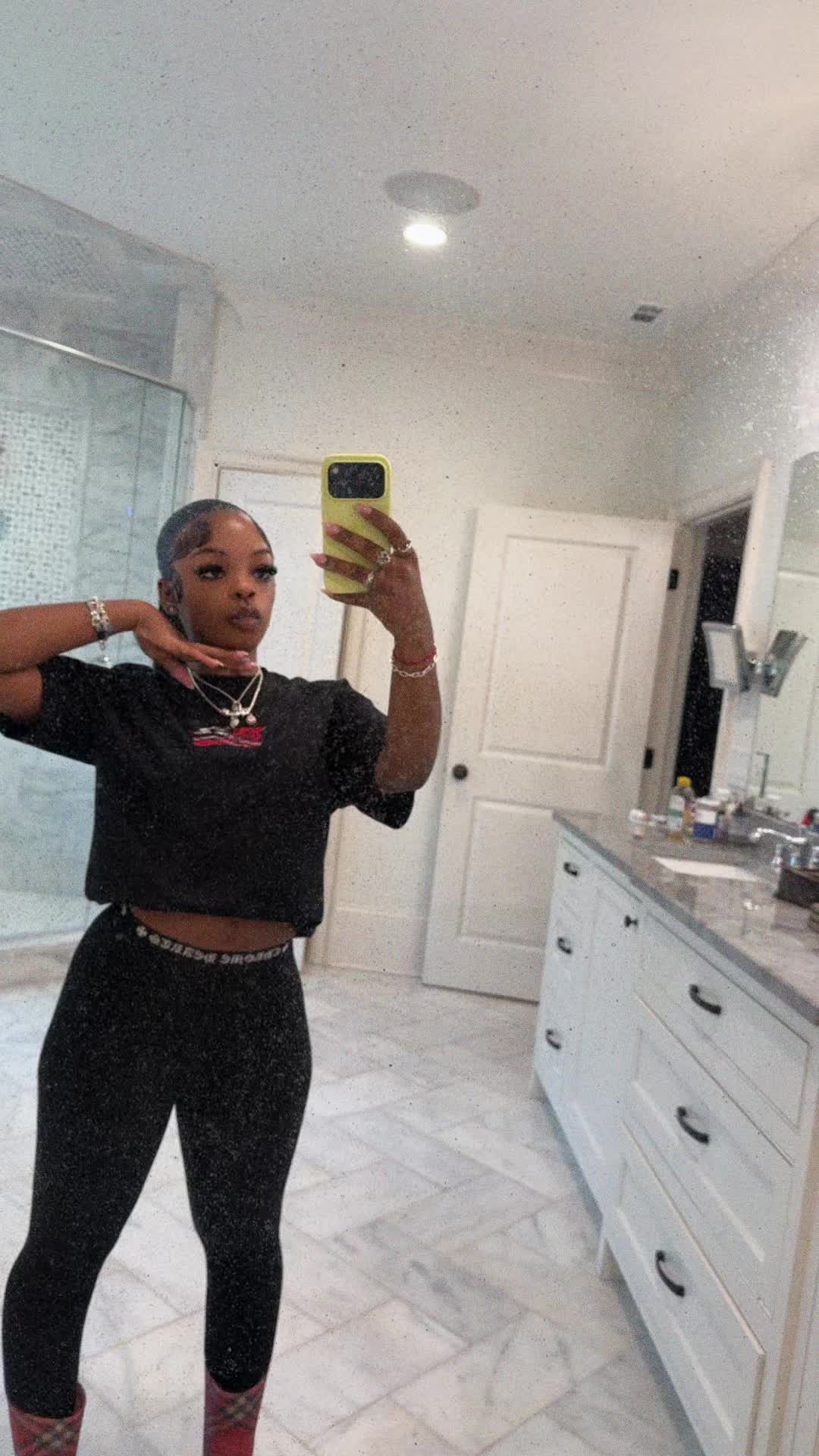 @someprettygirlnamek