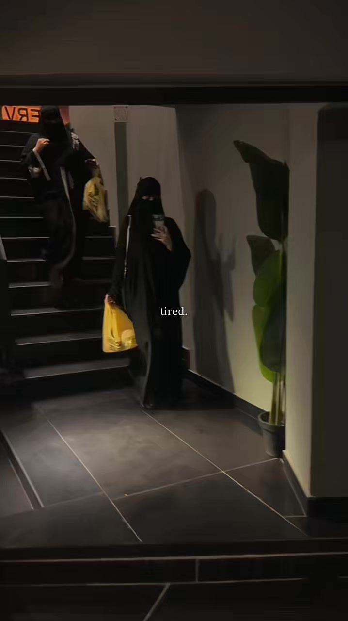 @👑
