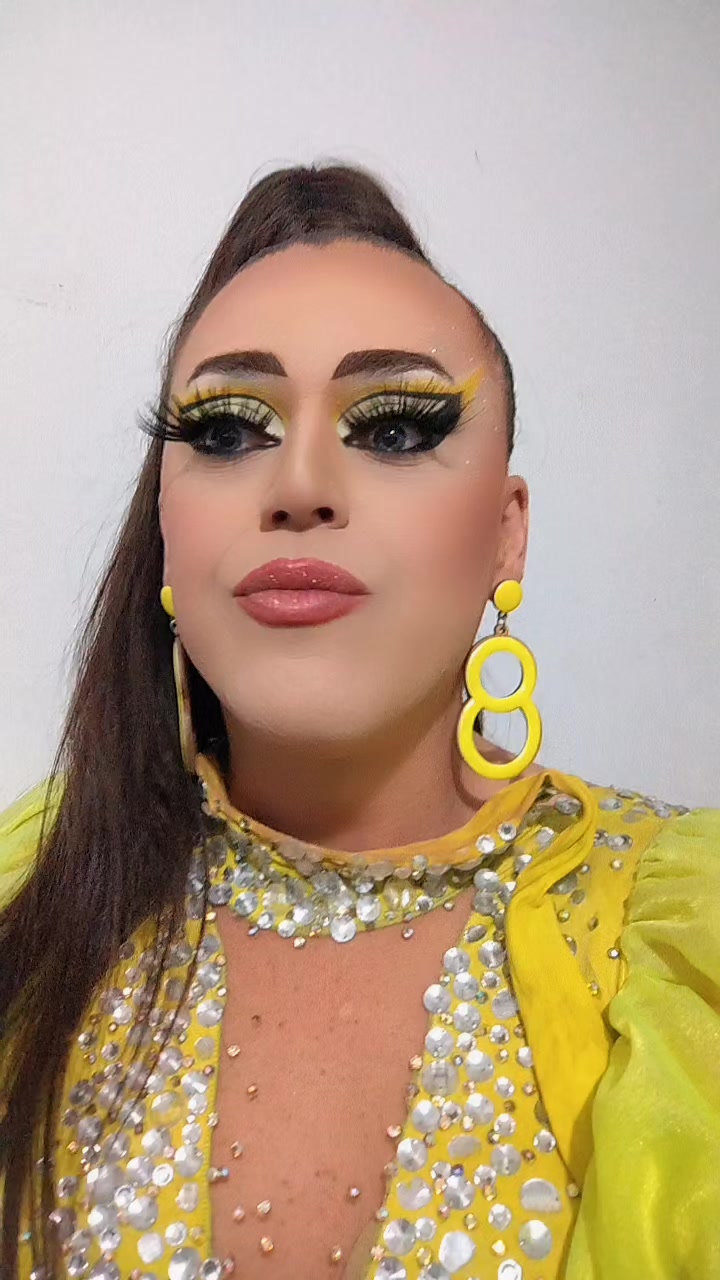 @Drag Tiffany