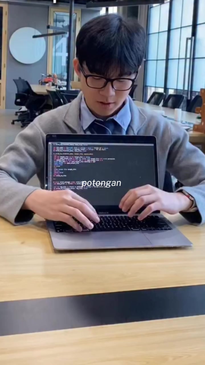 @ellaa
