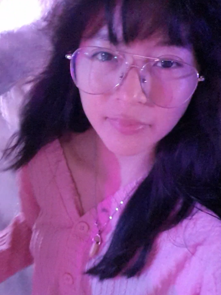 @Naydú🖤🌱