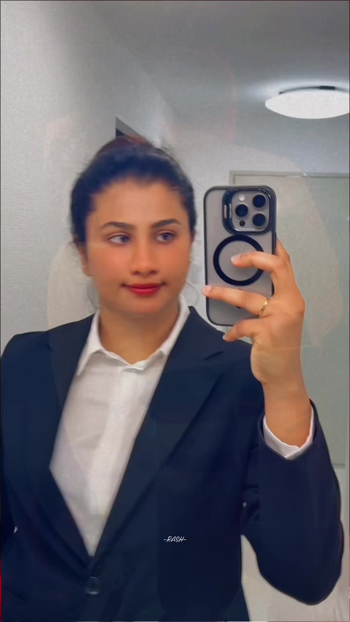 @ʀ ᴀ ꜱ ʜ 🇱🇰