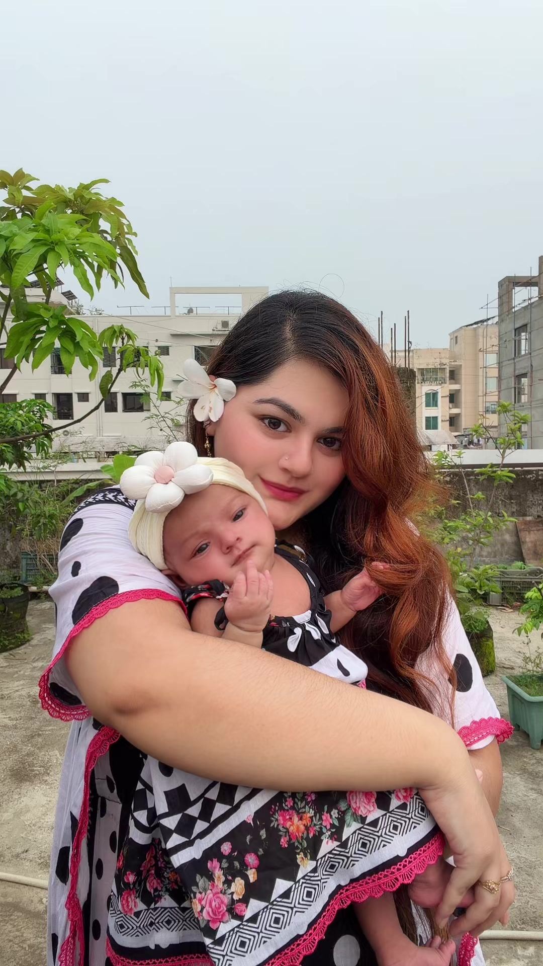 @Silvi👩&zwj;❤️&zwj;👨 (সিলভি)