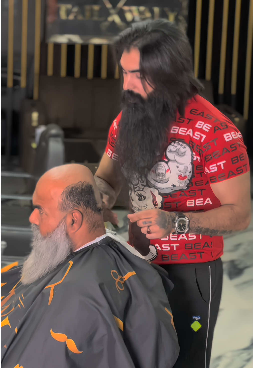 @Tail Waly Hair Art