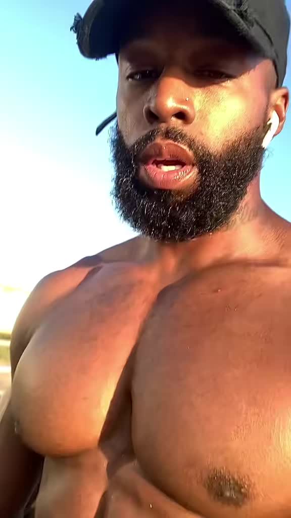 @firstname_leon