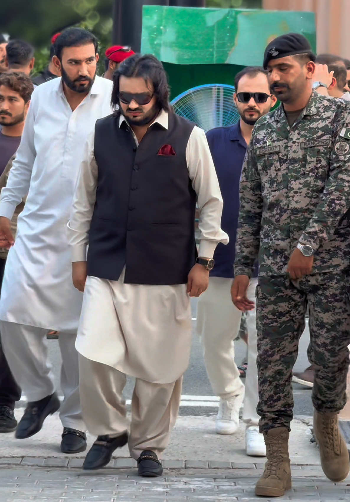@🇵🇰sahibzada waqar sultan✅