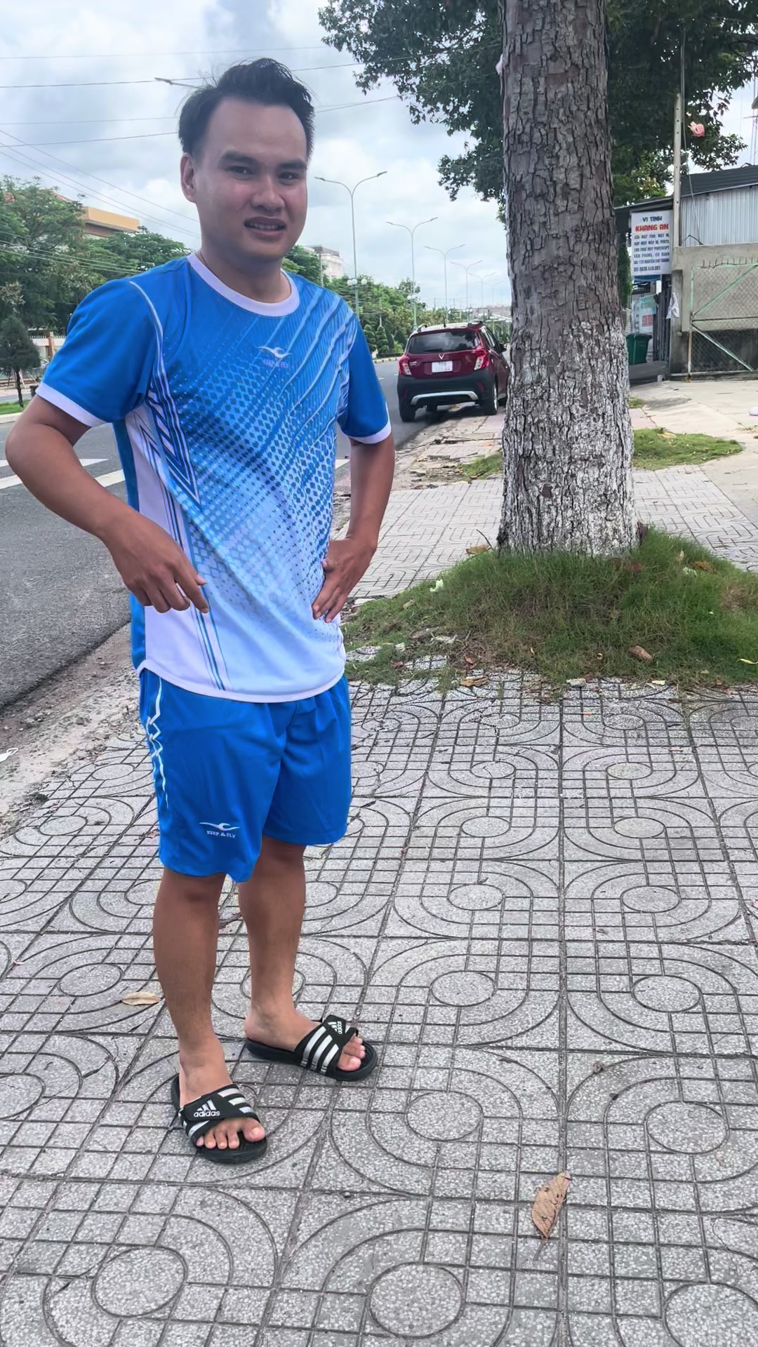@Thầy T&acirc;n Sports