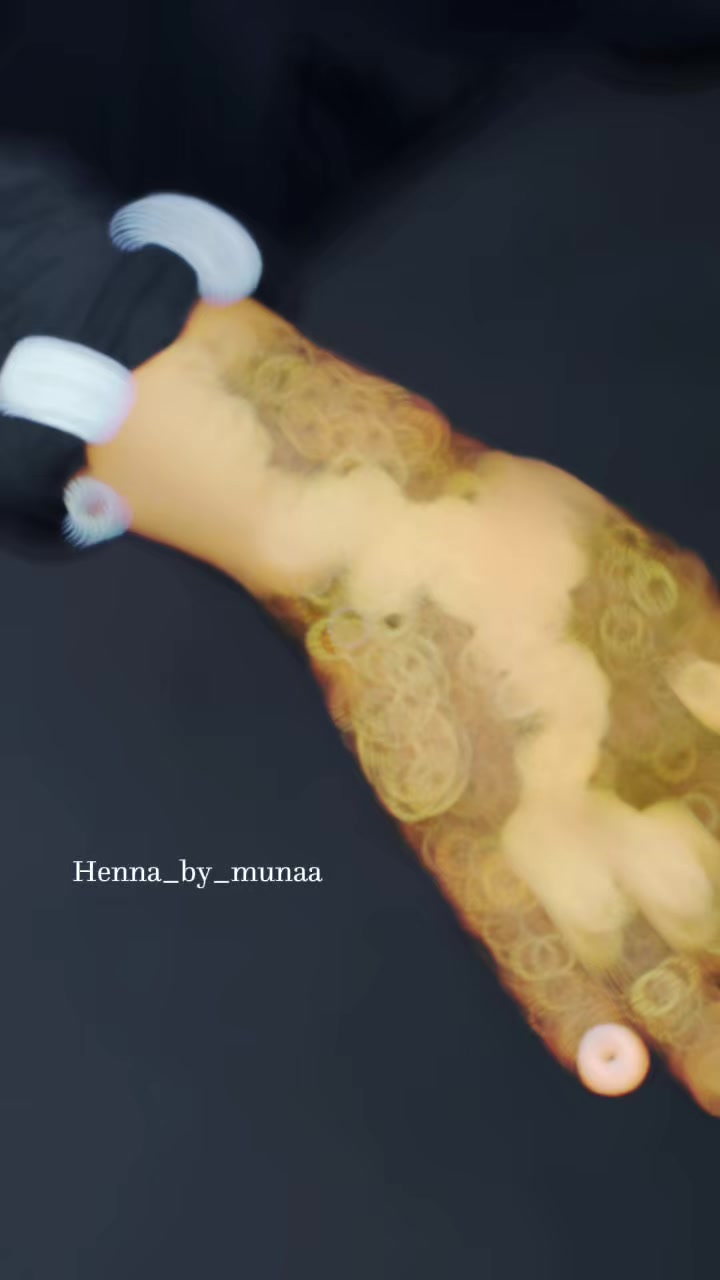 @Henna_by_munaa