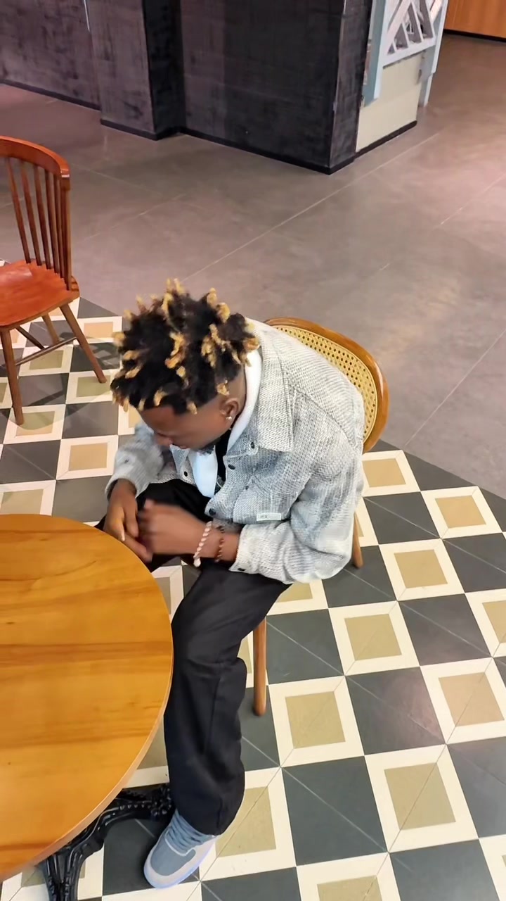 @ShadyKarz Ọl&aacute;Milli🎧