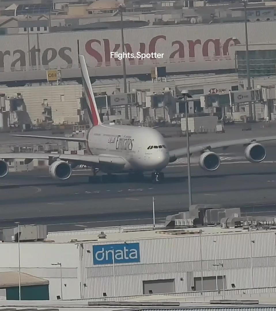@Flights.spotter 🇦🇪