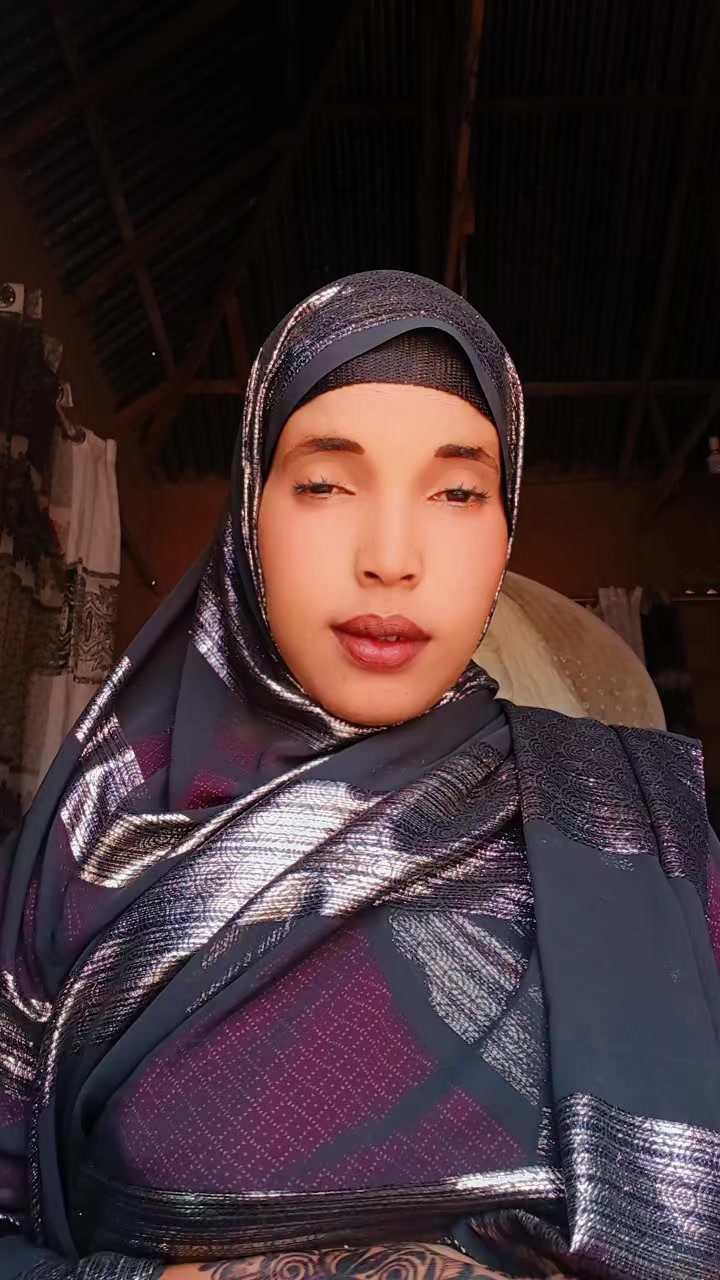 @Ayeeyo Xaliimo