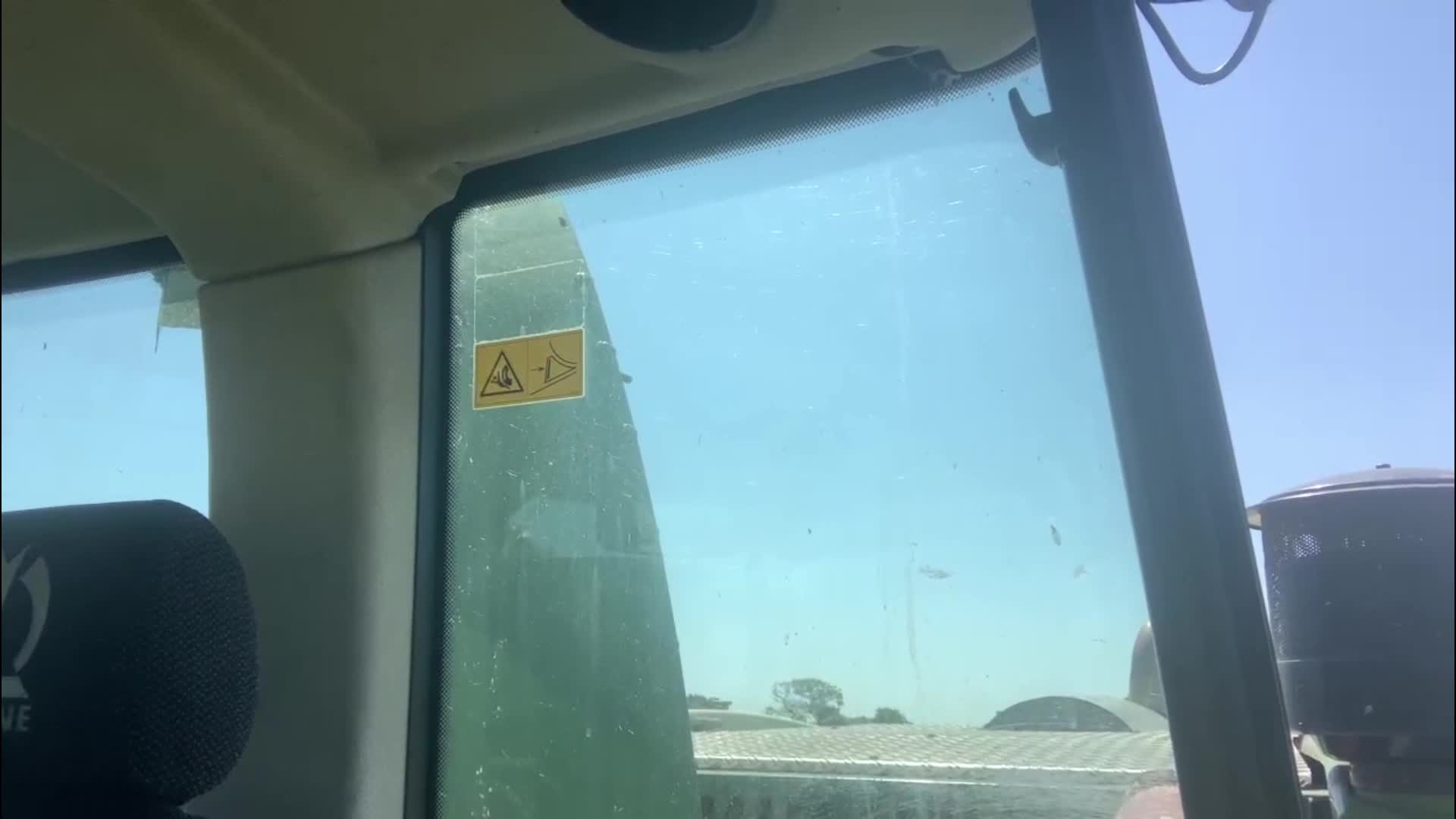@itsablythingofficial
