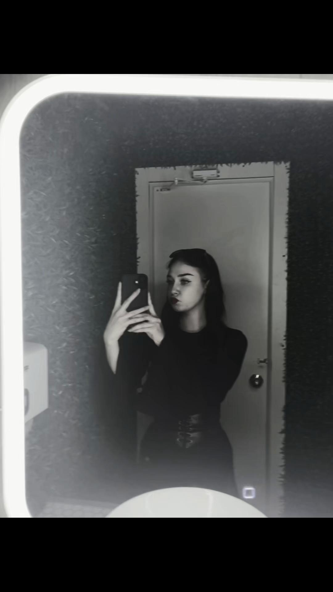 @💀