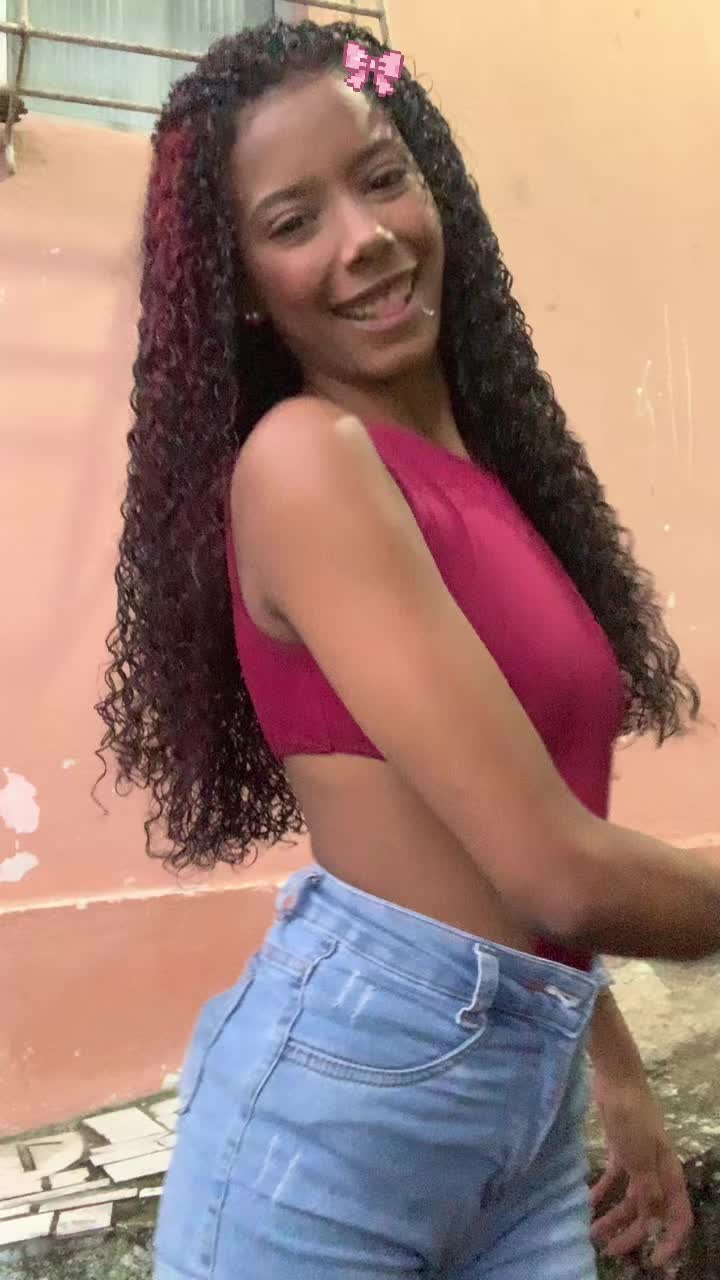 @Anaa🎀🚂