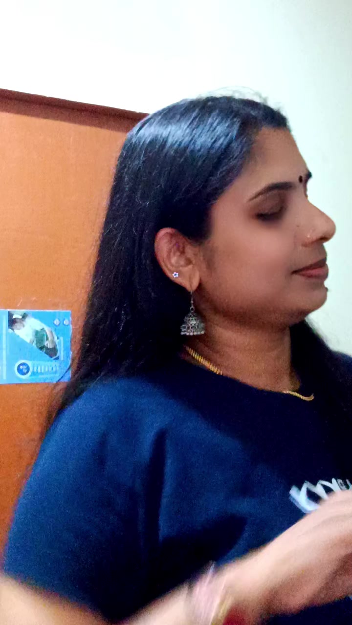 @priya ponus❤️