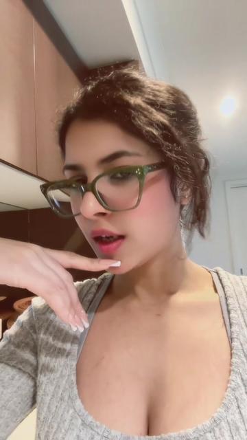 @KomalSethi