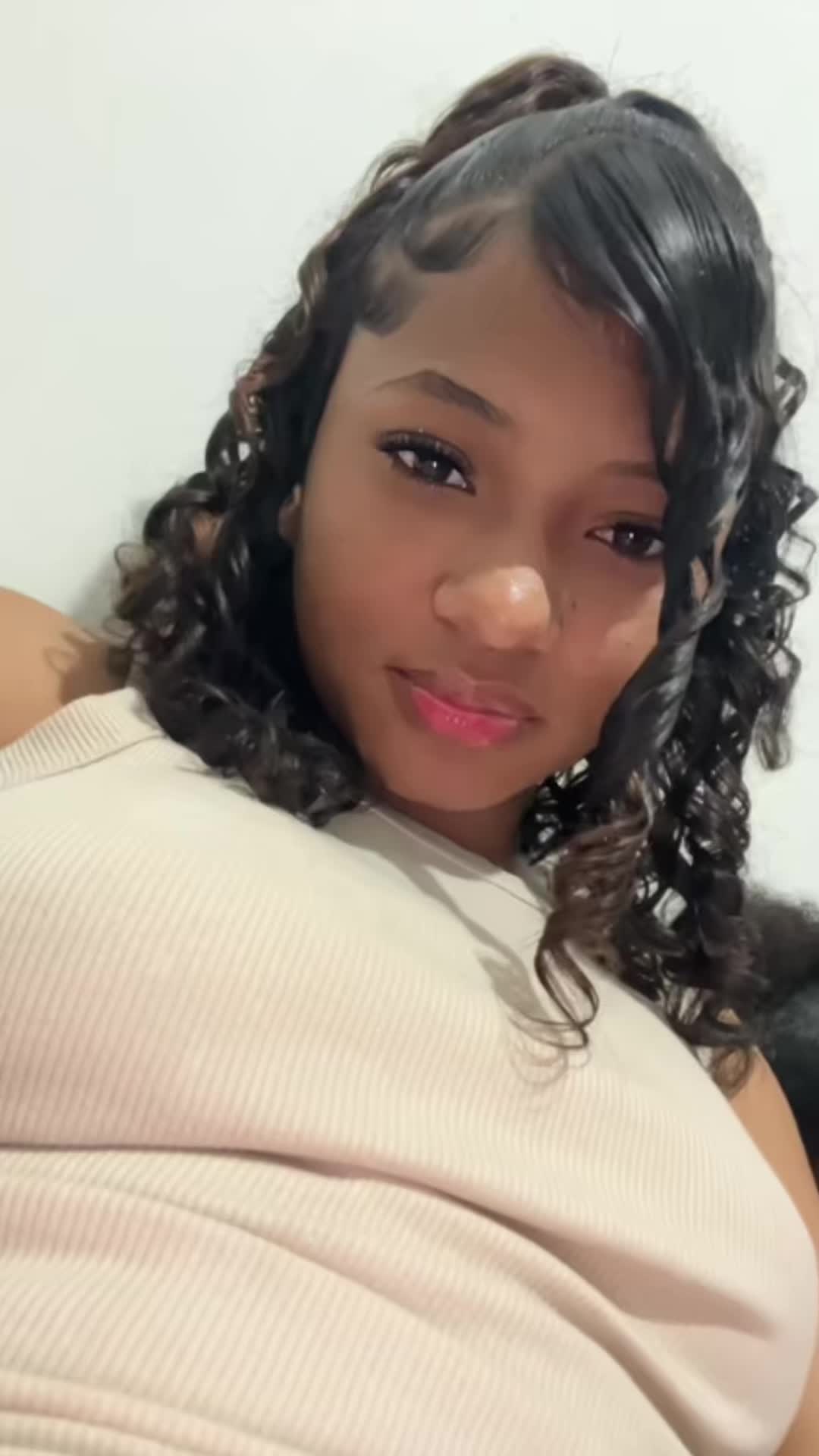 @Cherly🧸.