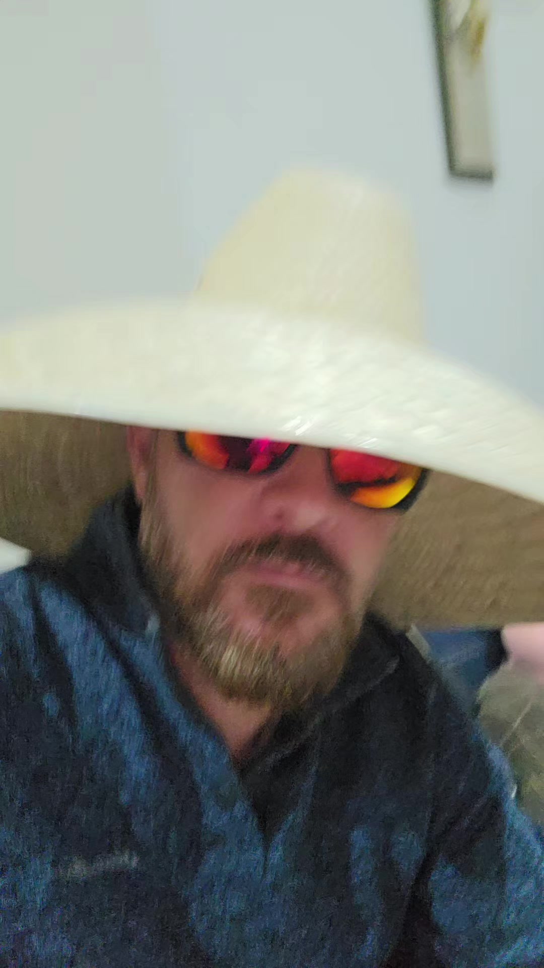 I am my girlfriend | Jade (@iluvmeww)