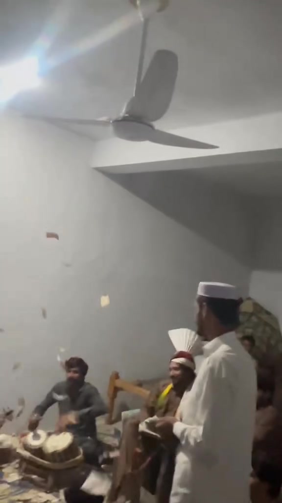 @𝐒𝐚𝐚𝐝𝐚𝐭𝐘𝐨𝐮𝐬𝐚𝐟𝐳𝐚𝐢