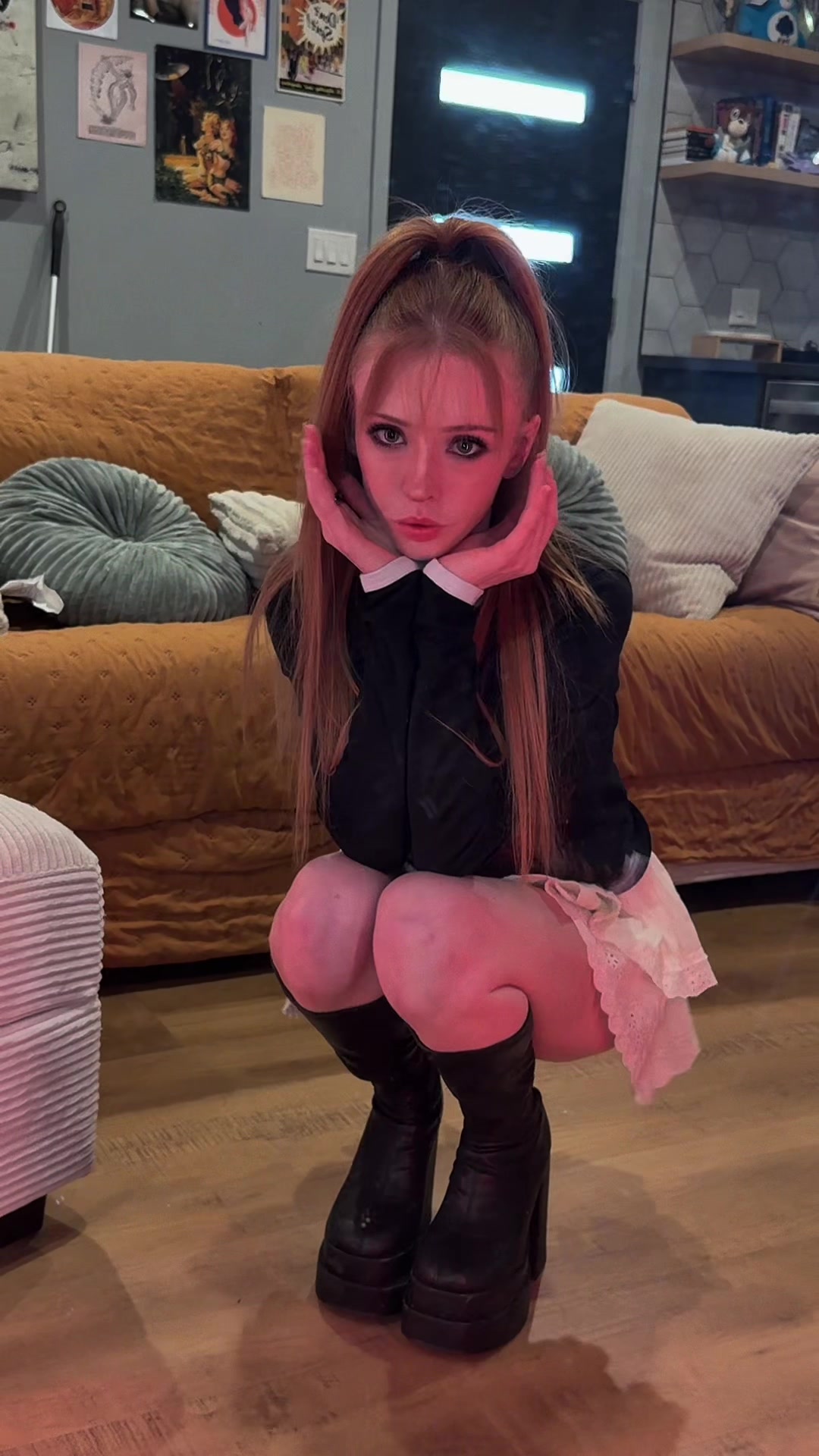 @fyecrtch