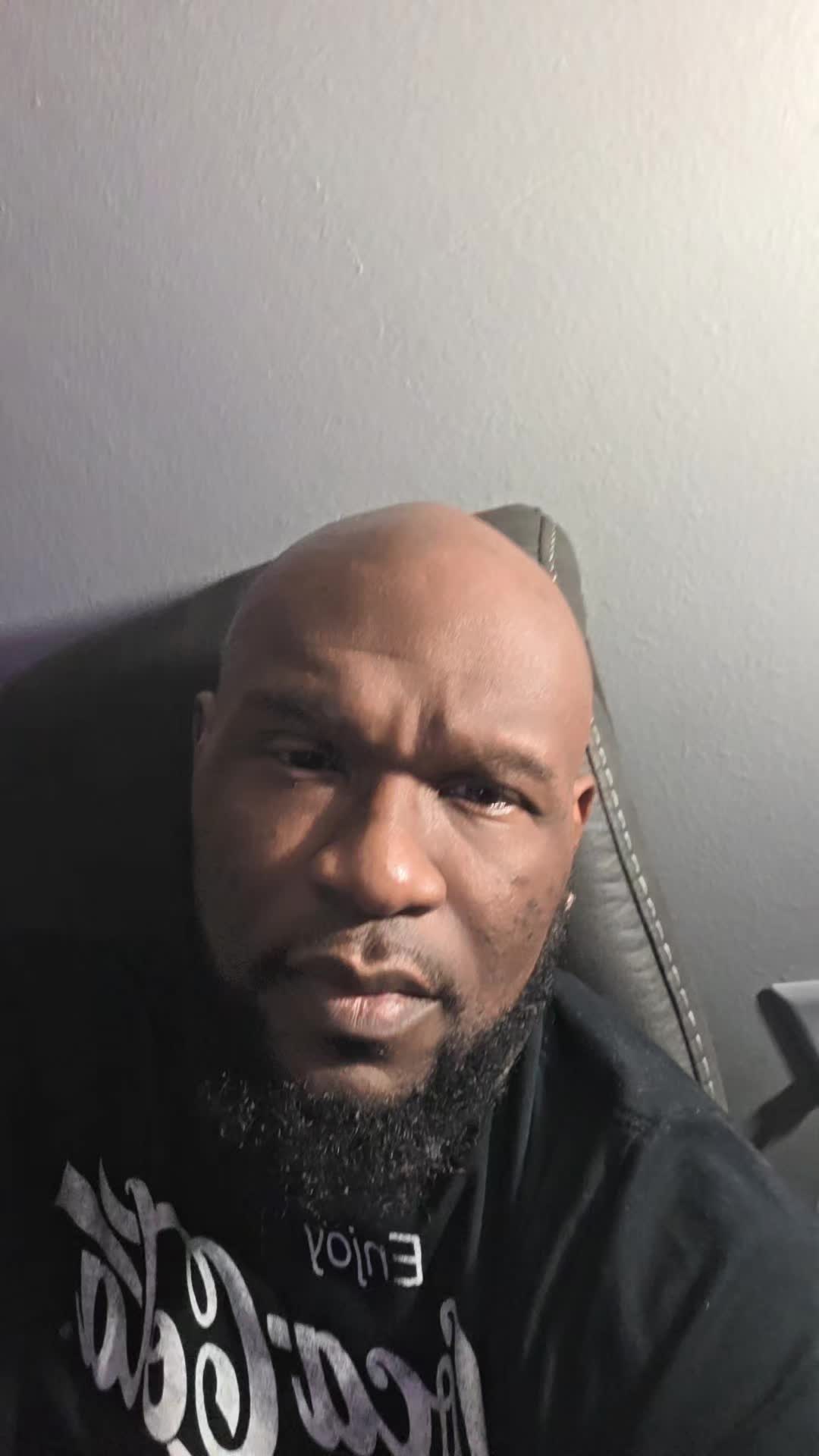 @Uncledeespeaks