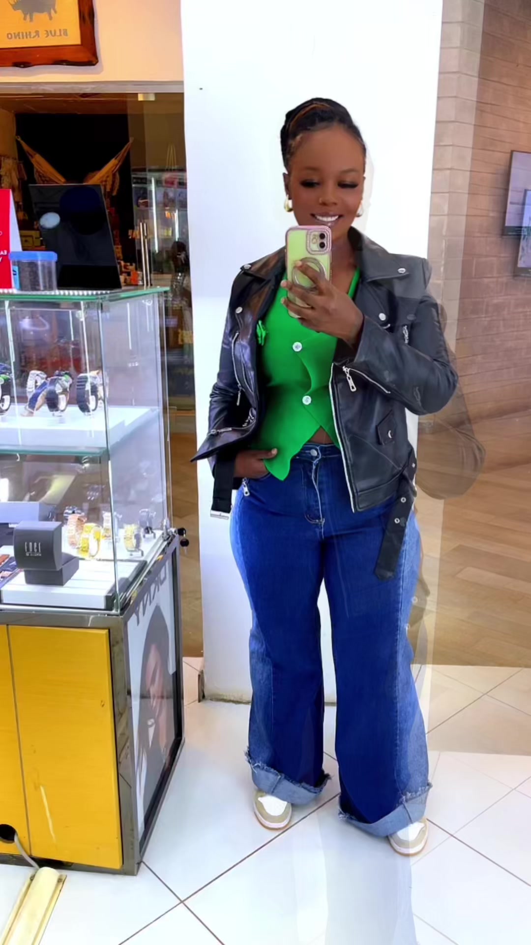 @Carol Wawira