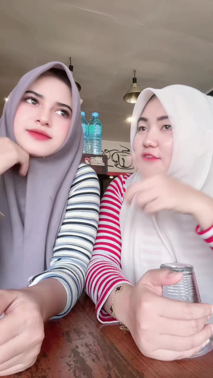 @n•