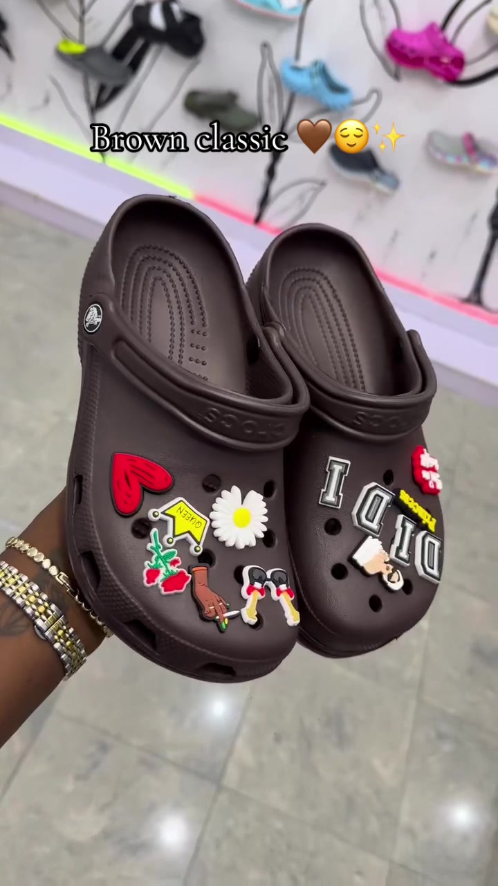 @Ari_closet🩷Crocs vendor in ib
