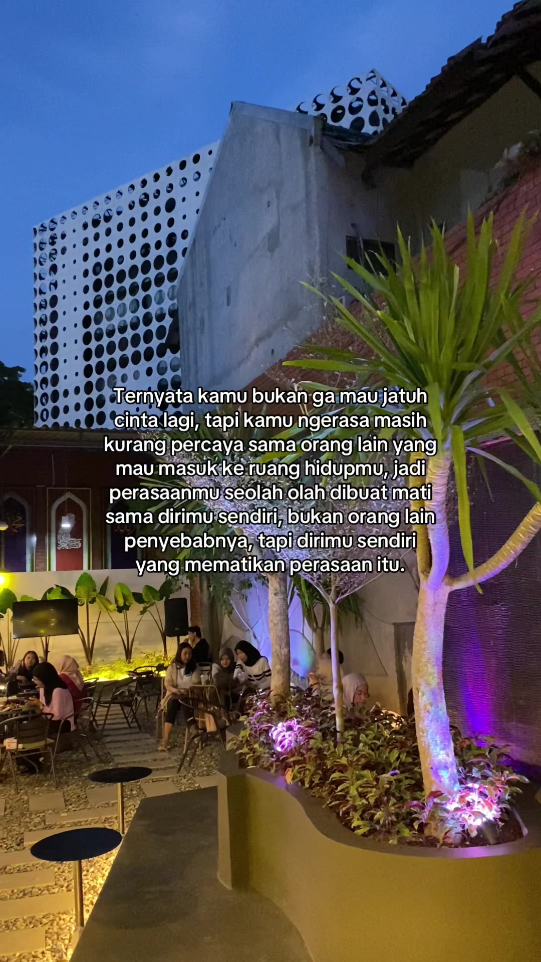 @D Aja