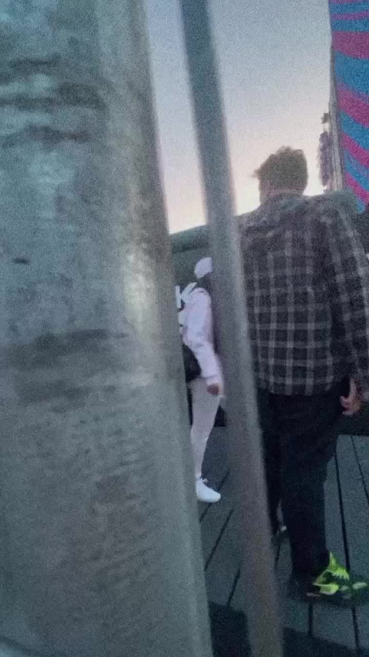 @<3