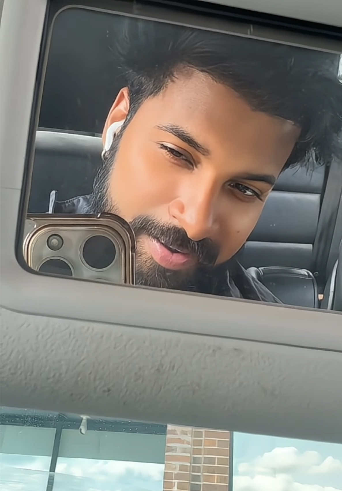 @Dhilak